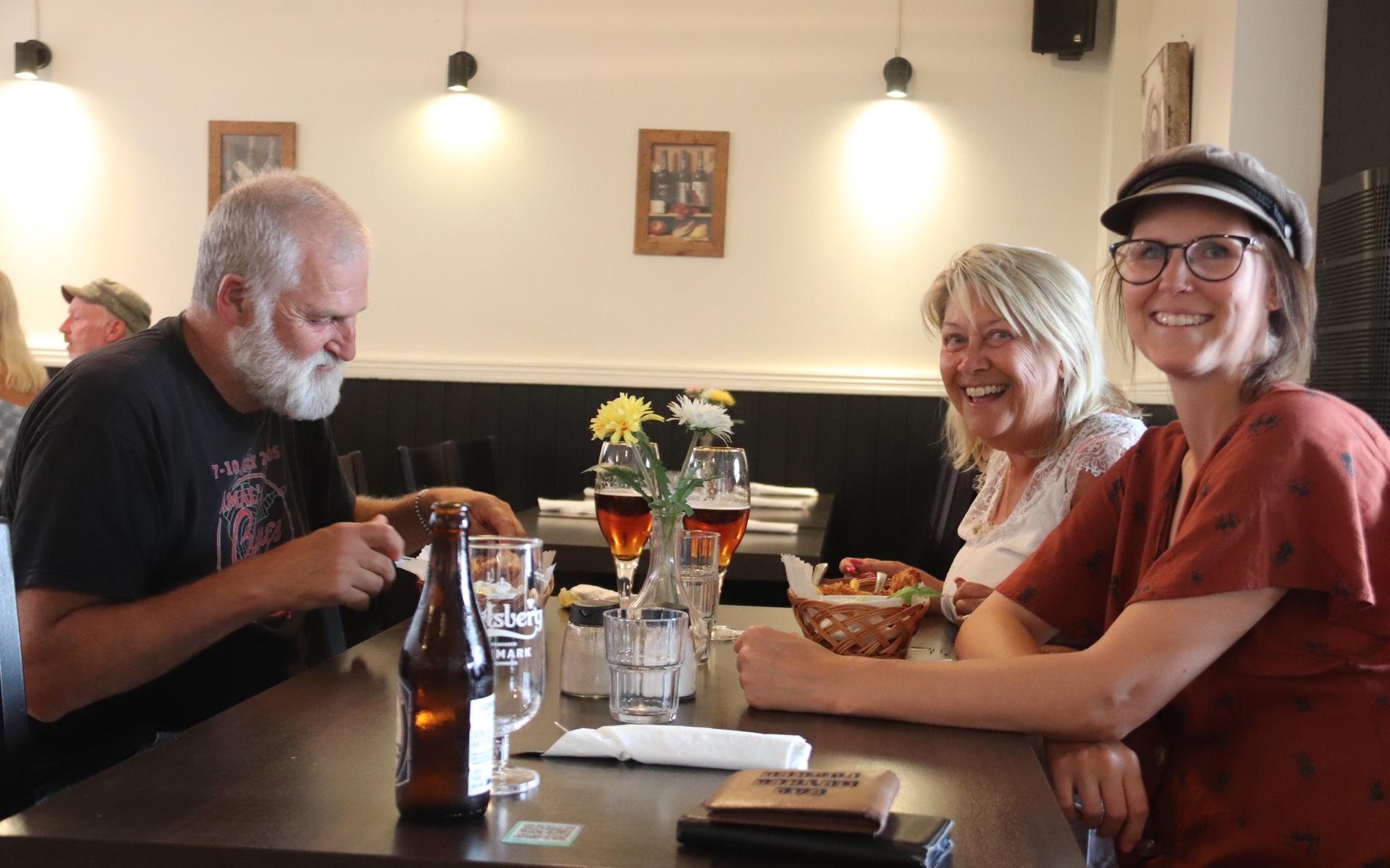 Familjen Axelsson utgjorde ett lag under quizzen. Från vänxter Klas Axelsson, Lena Axelsson, Emily Axelsson och 