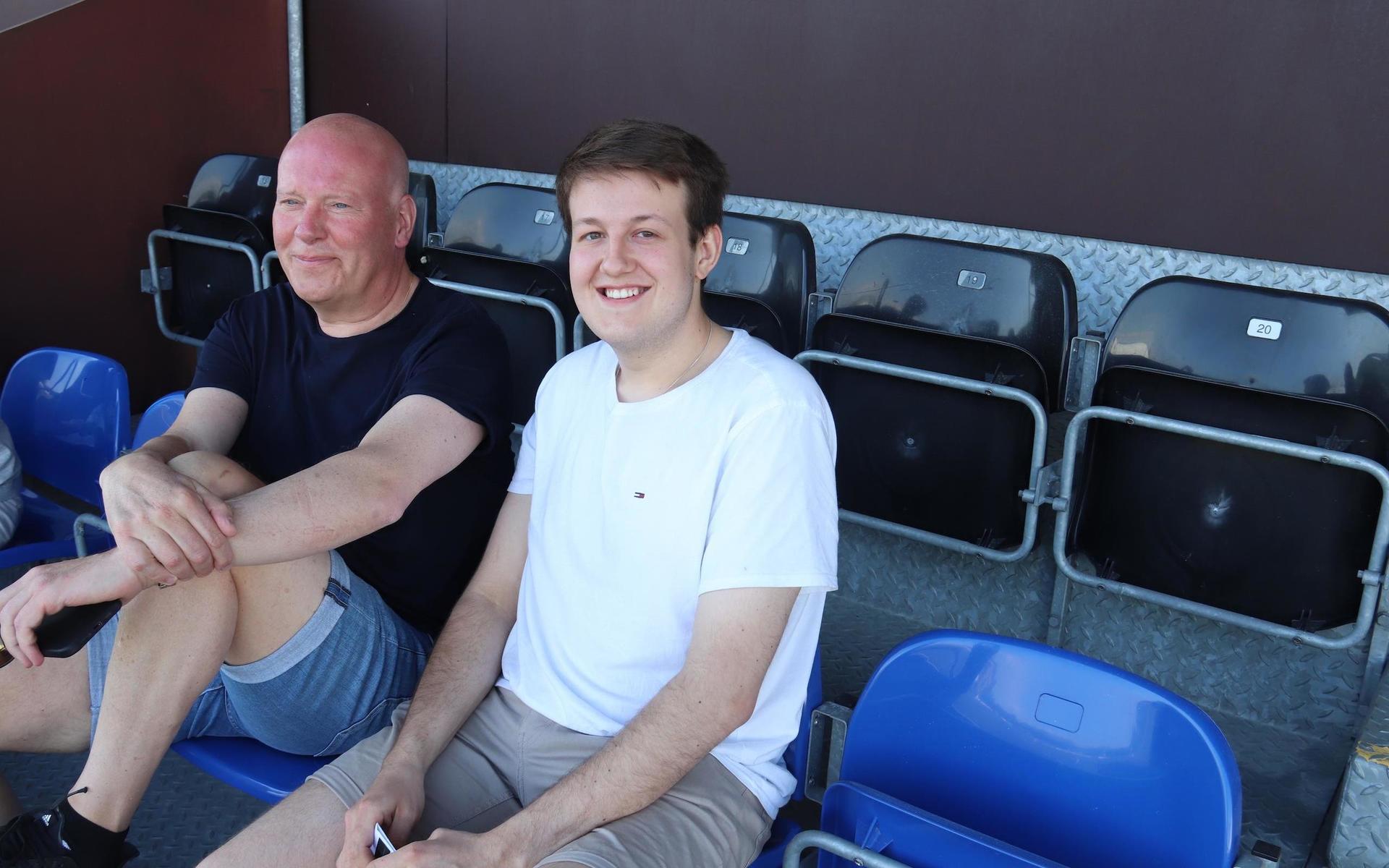 Erik Stridh och Hans Stridh njöt av att få kolla på matchen live. 